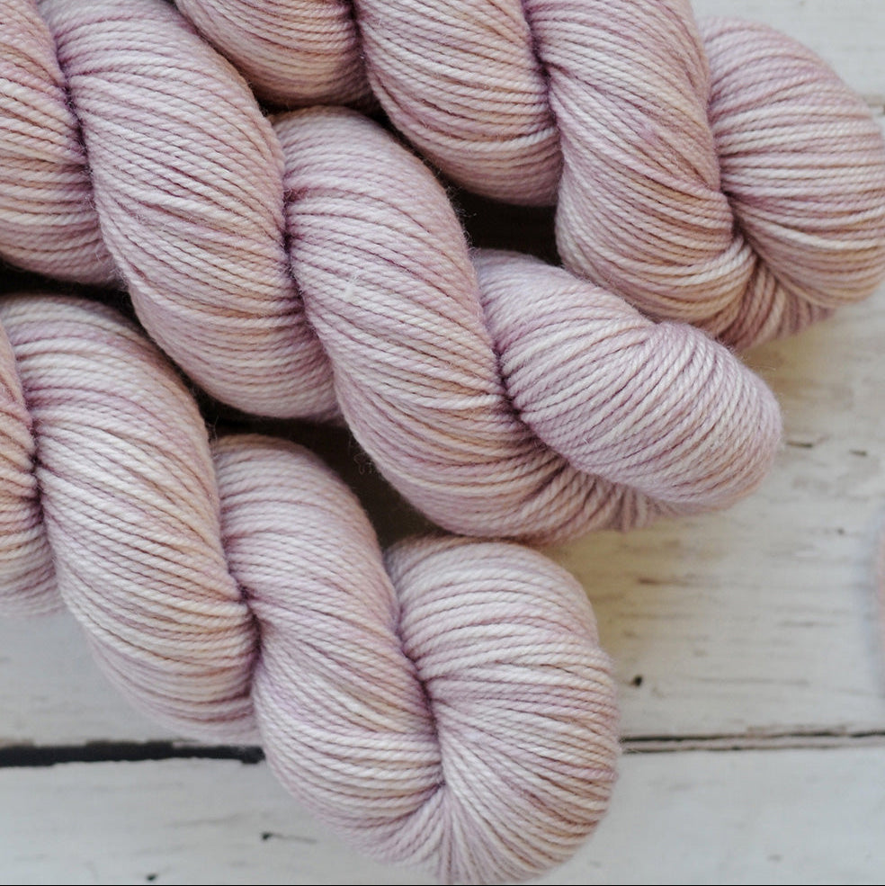 Julie Asselin | Leizu DK