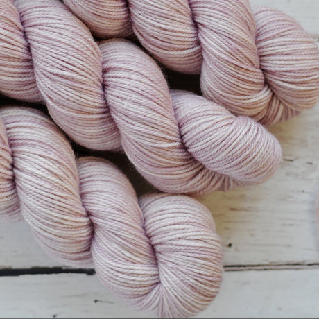 Julie Asselin | Leizu DK