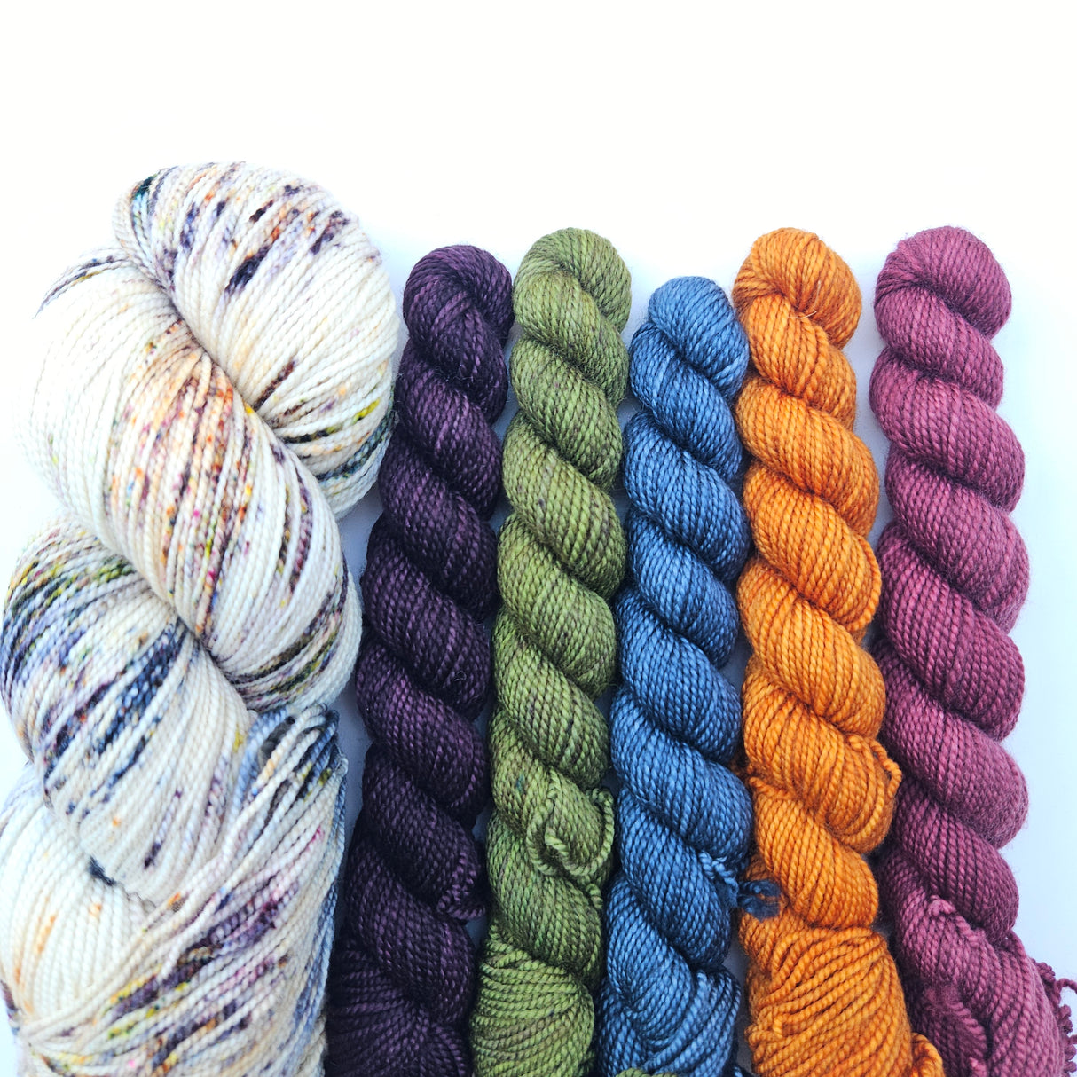 Campfiber Yarns | Full Skein + 5 Minis