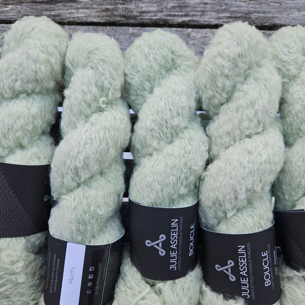 Julie Asselin | Boucle