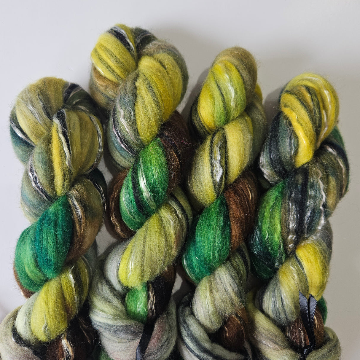 Two Cozy Chicks | Assorted Fibre | 2oz