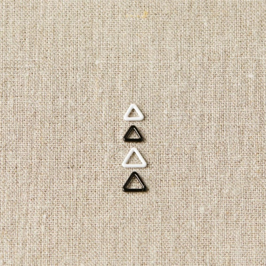 Cocoknits | Triangle Stitch Markers X-SMALL