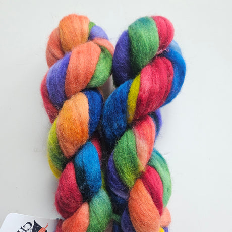 Two Cozy Chicks | Corriedale Roving | 2oz