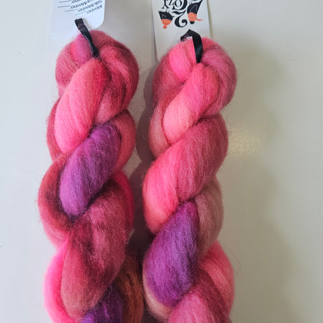 Two Cozy Chicks | Assorted Fibre | 2oz