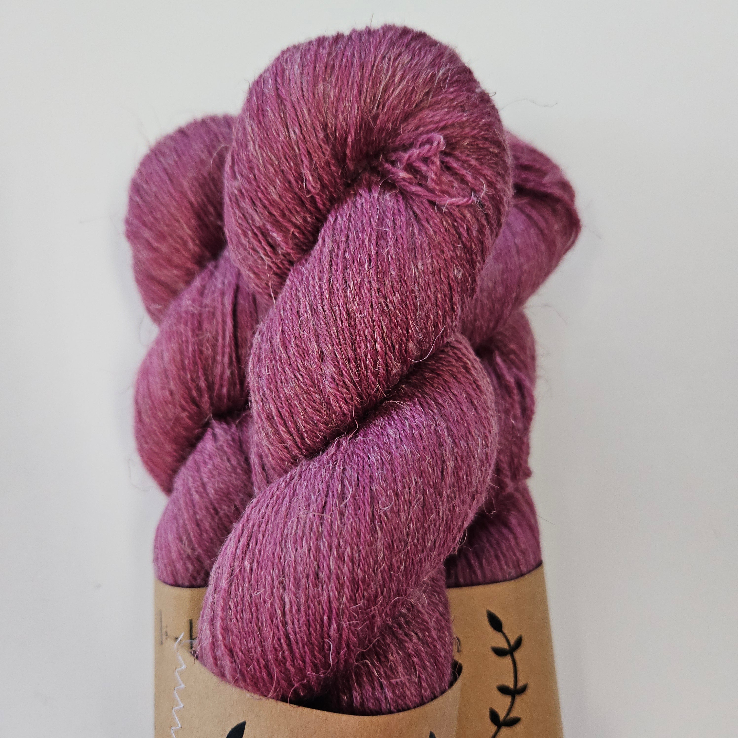 Lichen & Lace | Wool Linen Fingering Weight Yarn – Wool and Waves